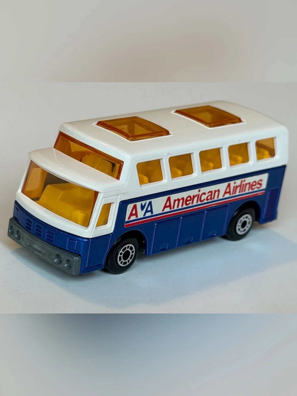 Vintage Matchbox Superfast No 65 Airport Coach Bus American Airlines 1977 Lesney